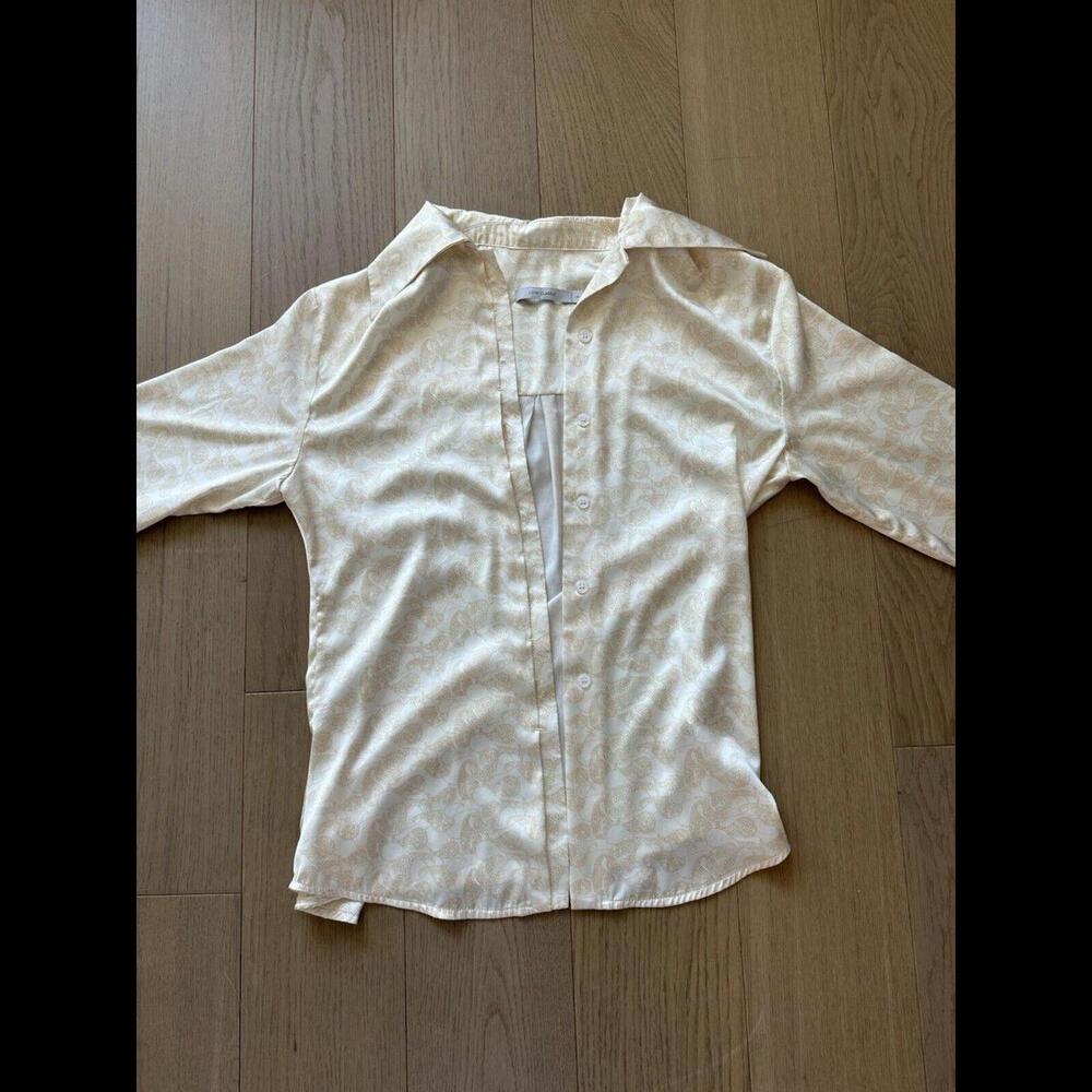 Low classic slim shirt size small